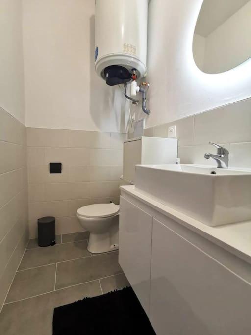 L'Elegant Duplex - Clim I Wifi I Proche Du Centre-Ville Мирамас Экстерьер фото